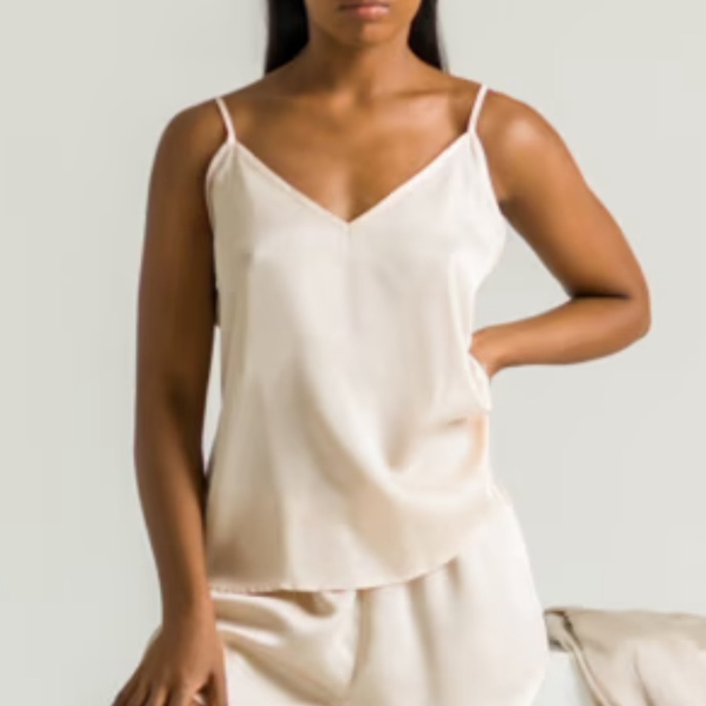 New Medium Ettitude Beige Sateen Bamboo V Neck Camisole